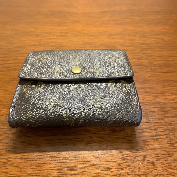 Clearance!  Authentic Louise Vuitton Wallet TH0976 - Picture 6 of 15